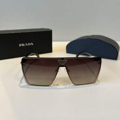 Prada fashion trend sunglasses - Image 2