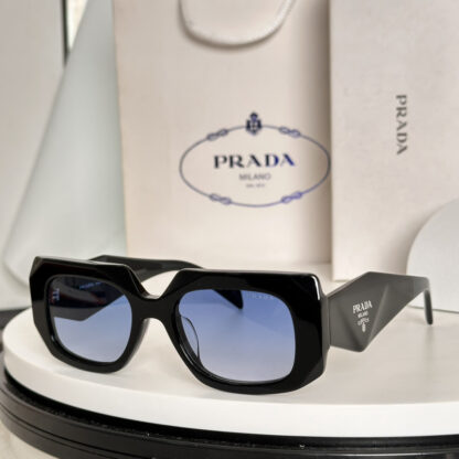 Prada fashion trend sunglasses - Image 2