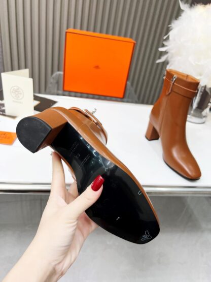 Hermes classic brown kelly buckle fashion ankle boots