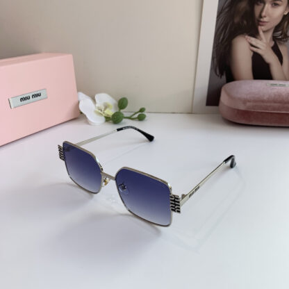 Miu Miu trendy fashion sunglasses - Image 3