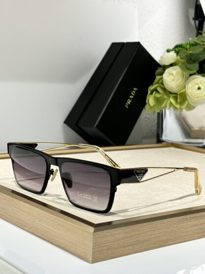 Prada fashion trend sunglasses - Image 2