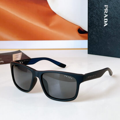Prada fashion trend sunglasses - Image 2