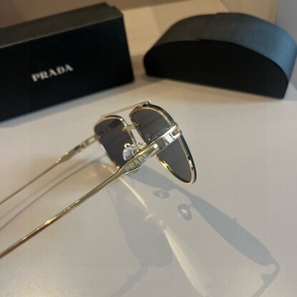 Prada fashion trend sunglasses - Image 2
