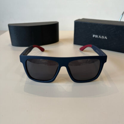Prada fashion trend sunglasses - Image 2