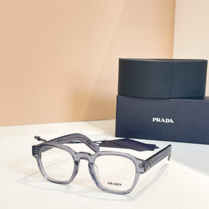 Prada fashion trend sunglasses - Image 2