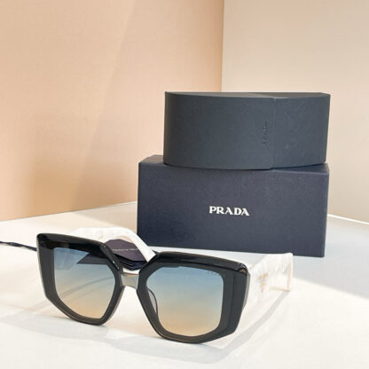 Prada fashion trend sunglasses - Image 2