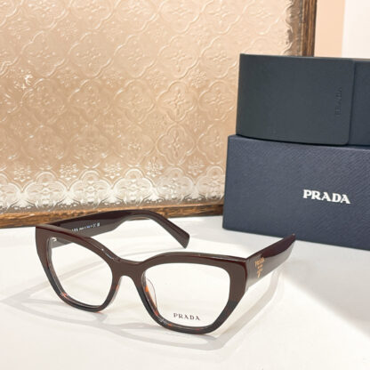 Prada fashion trend sunglasses - Image 2