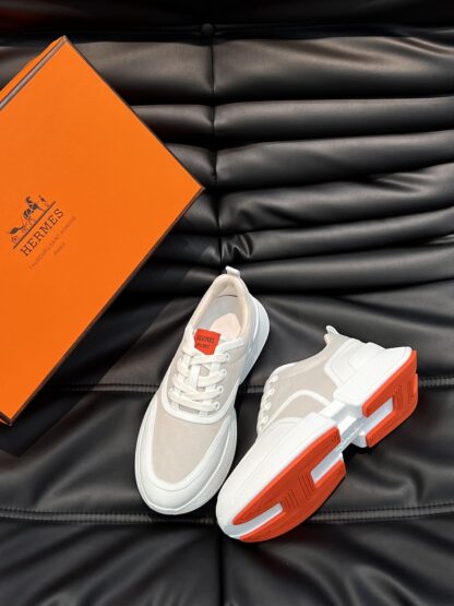 Hermès men's off-white soft and comfortable casual sports shoes - Image 2