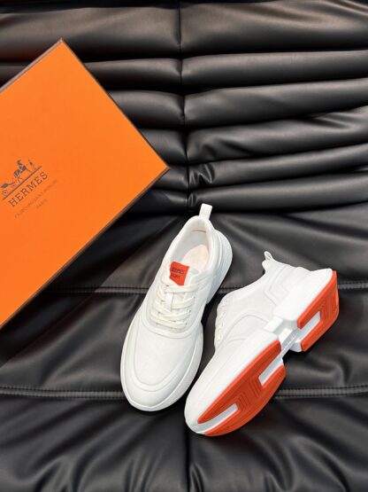 Hermes men's white soft and comfortable casual sports shoes - Image 2