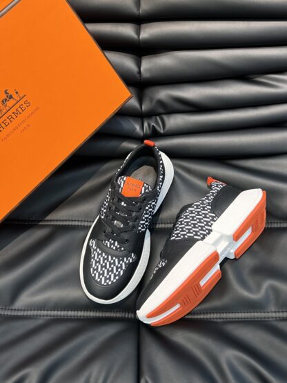 Hermes men's comfortable and soft black and orange color matching casual sports shoes - Image 2
