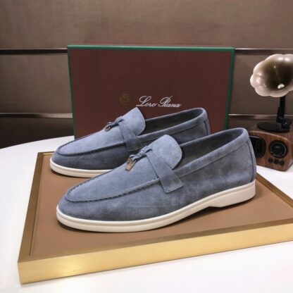 Hermès grey-blue couple's high-end classic loafers - Image 2