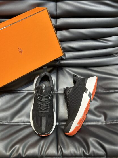 Hermes men's black and white breathable fashion casual sports shoes - Image 2