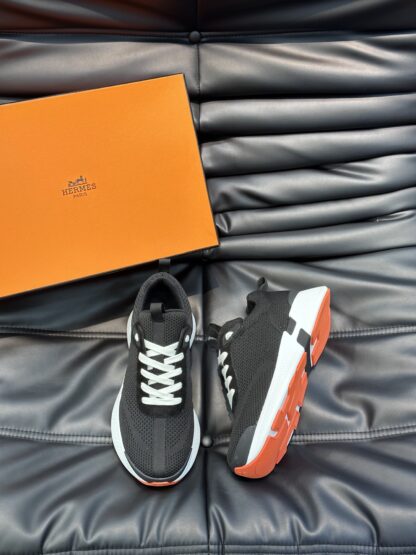 Hermes high-end men's fashion black casual breathable simple sports shoes - Image 2