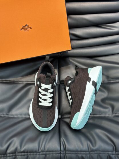 Hermes high-end men's fashion dark brown casual breathable simple sports shoes - Image 2