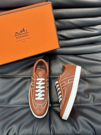 Hermes men's soft and light white and brown low-top casual sneakers - Image 2