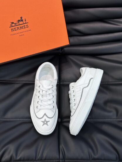 Hermès men's comfortable cowhide white low-top casual sneakers - Image 2