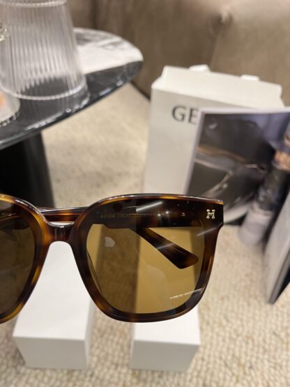 Hermes Fashion Sunglasses - Image 2