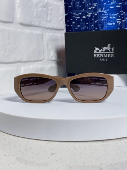 Hermes Fashion Sunglasse - Image 2