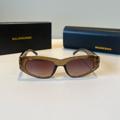 Balenciaga fashion sunglasses - Image 2