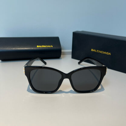 Balenciaga fashion sunglasses - Image 2