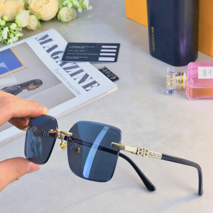 Balenciaga fashion sunglasses - Image 2