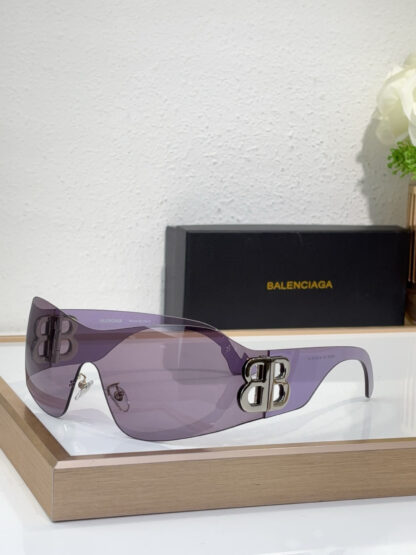 Balenciaga fashion sunglasses - Image 2