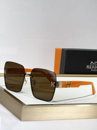 Hermes Fashion Sunglasses - Image 2