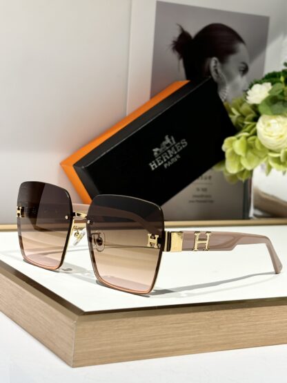 Hermes Fashion Sunglasses - Image 2