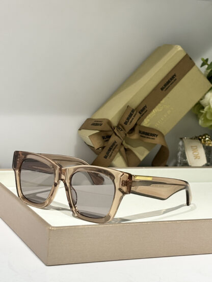 BURBERRY Fashion Temperament Sunglasses - Image 3