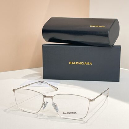 Balenciaga fashion sunglasses - Image 2