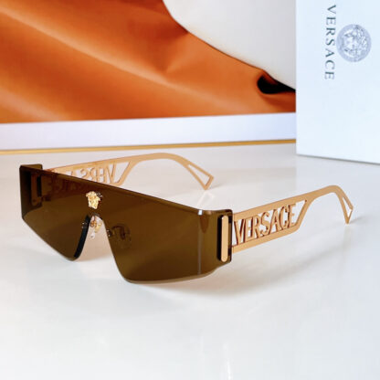 Versace fashion trend sunglasses - Image 2