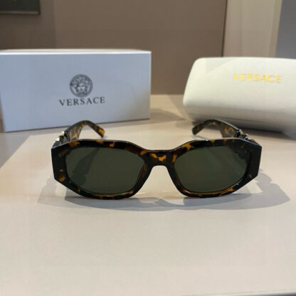 Versace fashion trend sunglasses - Image 2