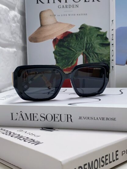 BURBERRY Fashion Temperament Sunglasses - Image 3