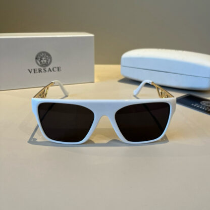Versace fashion trend sunglasses - Image 2