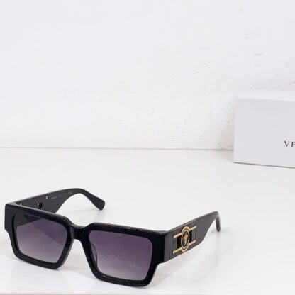 Versace fashion trend sunglasses - Image 2