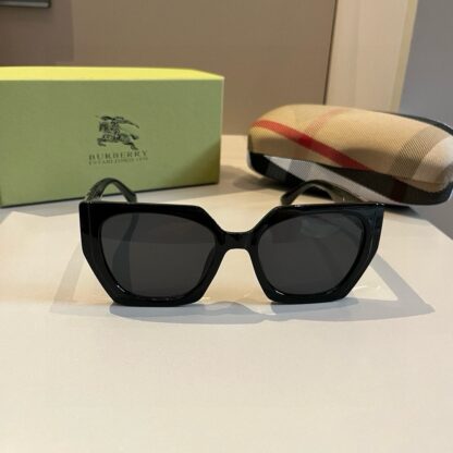 BURBERRY Fashion Temperament Sunglasses - Image 3
