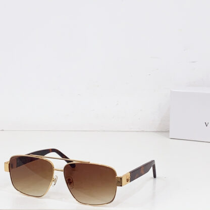 Versace fashion trend sunglasses - Image 2