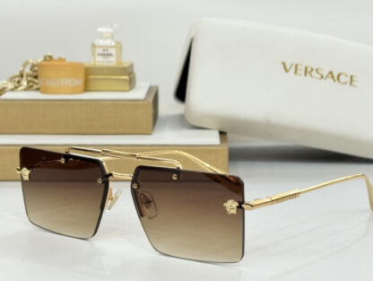 Versace fashion trend sunglasses - Image 2