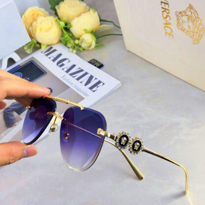 Versace fashion trend sunglasses - Image 2
