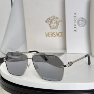 Versace fashion trend sunglasses