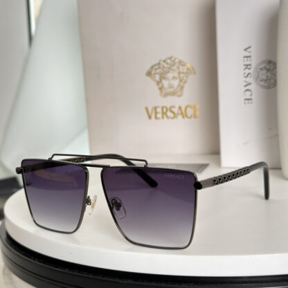 Versace fashion trend sunglasses - Image 2
