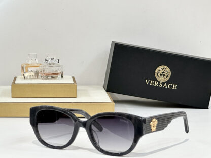 Versace fashion trend sunglasses - Image 2