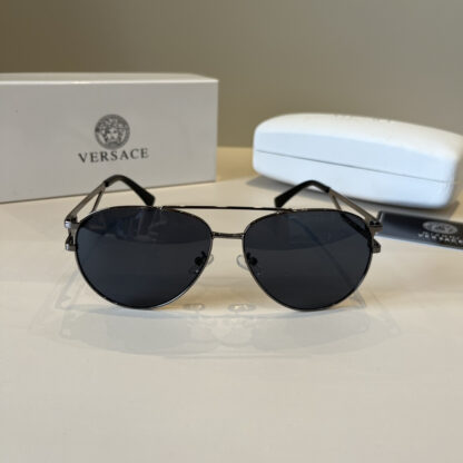 Versace fashion trend sunglasses - Image 2