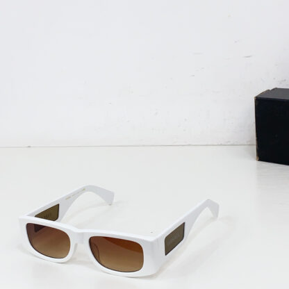 Versace fashion trend sunglasses - Image 2