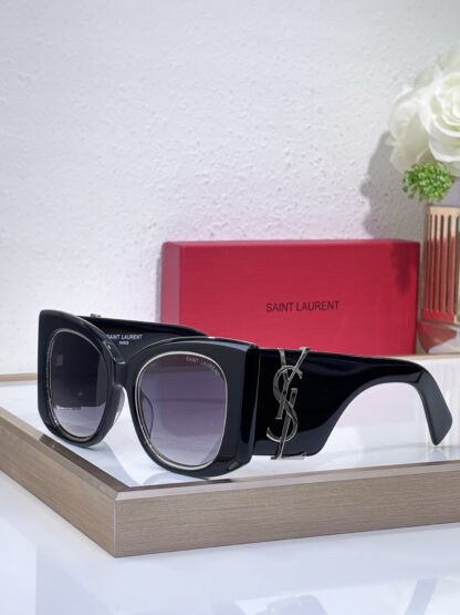 Yves Saint Laurent fashion sunglasses - Image 2
