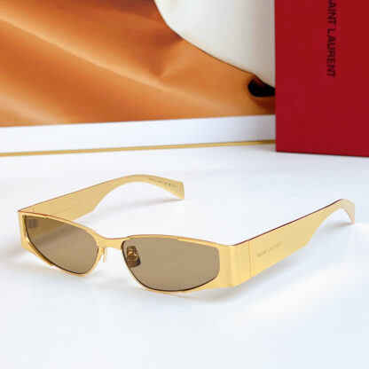 Yves Saint Laurent fashion sunglasses - Image 2