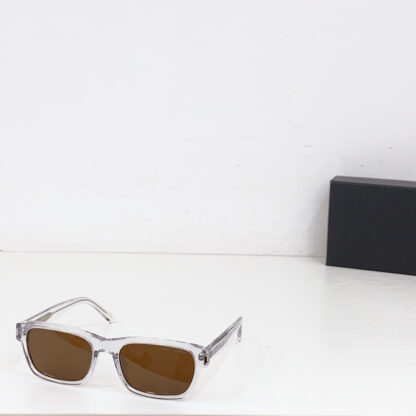 Yves Saint Laurent fashion sunglasses - Image 2