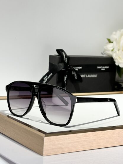 Yves Saint Laurent fashion sunglasses - Image 2