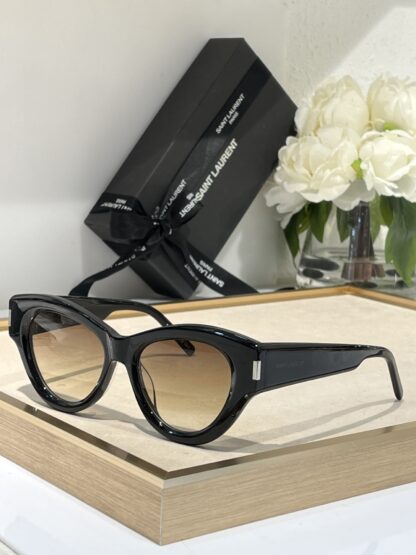 Yves Saint Laurent fashion sunglasses - Image 2