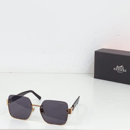 Hermès Fashion Sunglasses - Image 2
